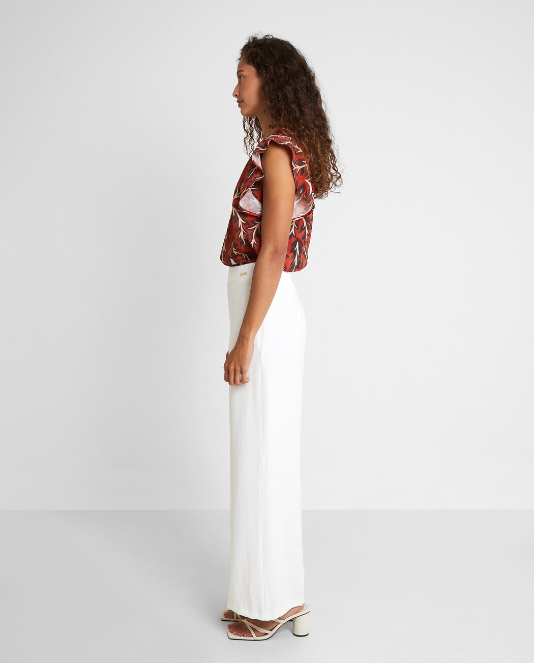 BLUSA MANGA EFECTO HOMBRERA