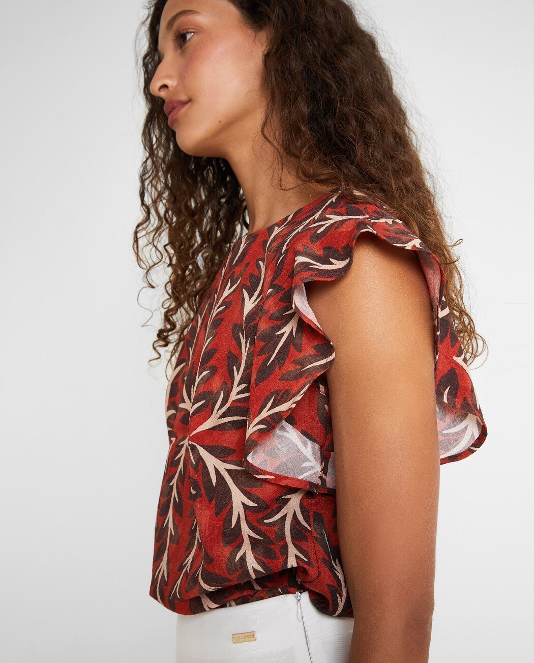 BLUSA MANGA EFECTO HOMBRERA