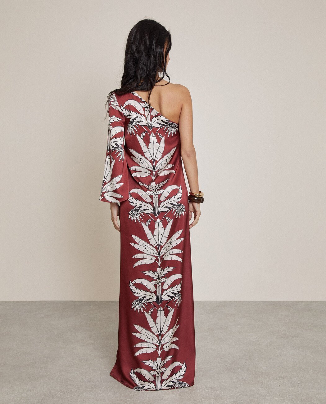 VESTIDO LARGO ASIMÉTRICO