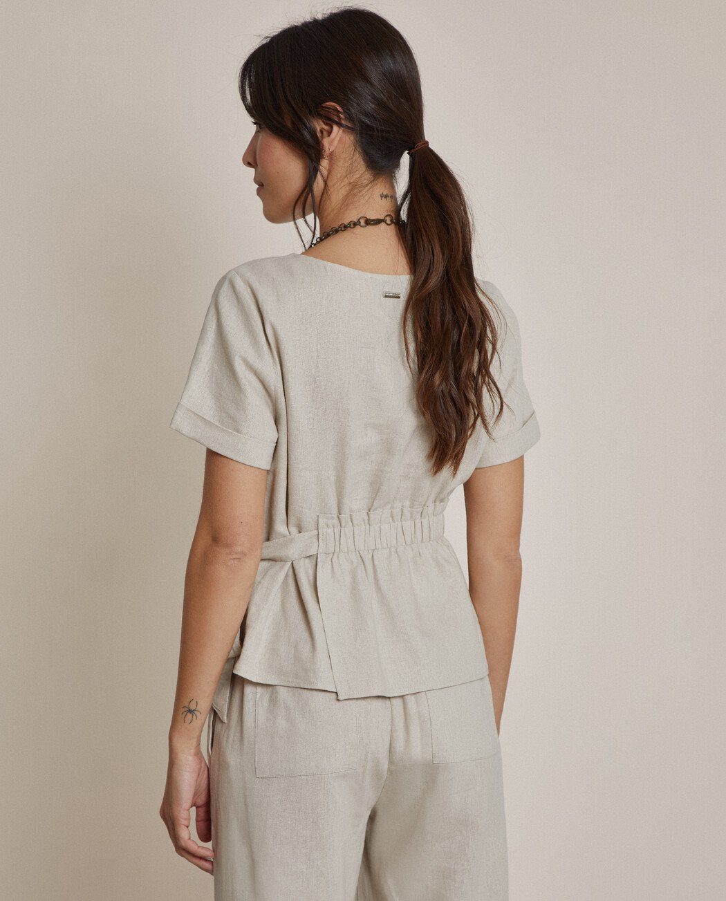 BLUSA GOMA