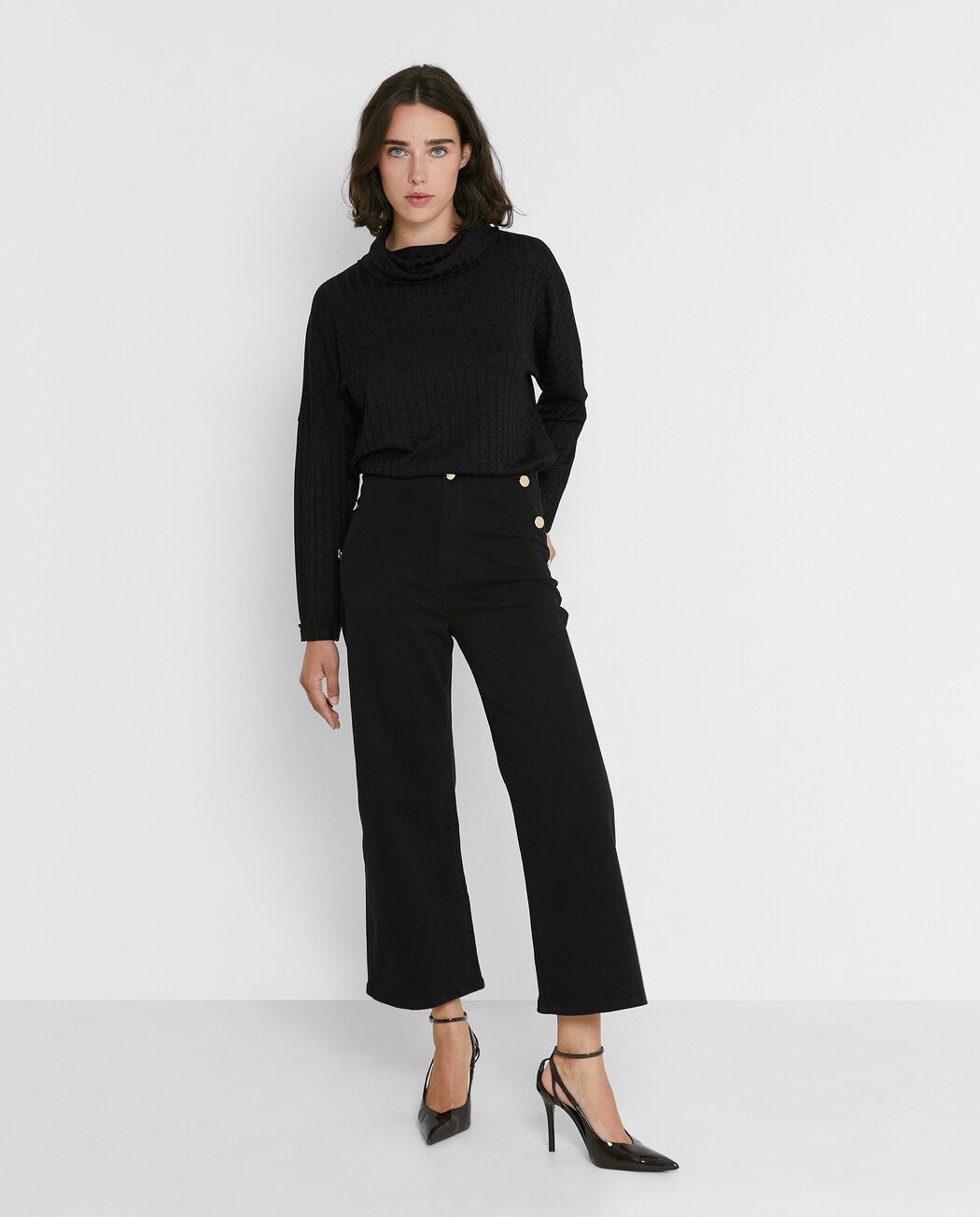 PANTALÓN BOTONES