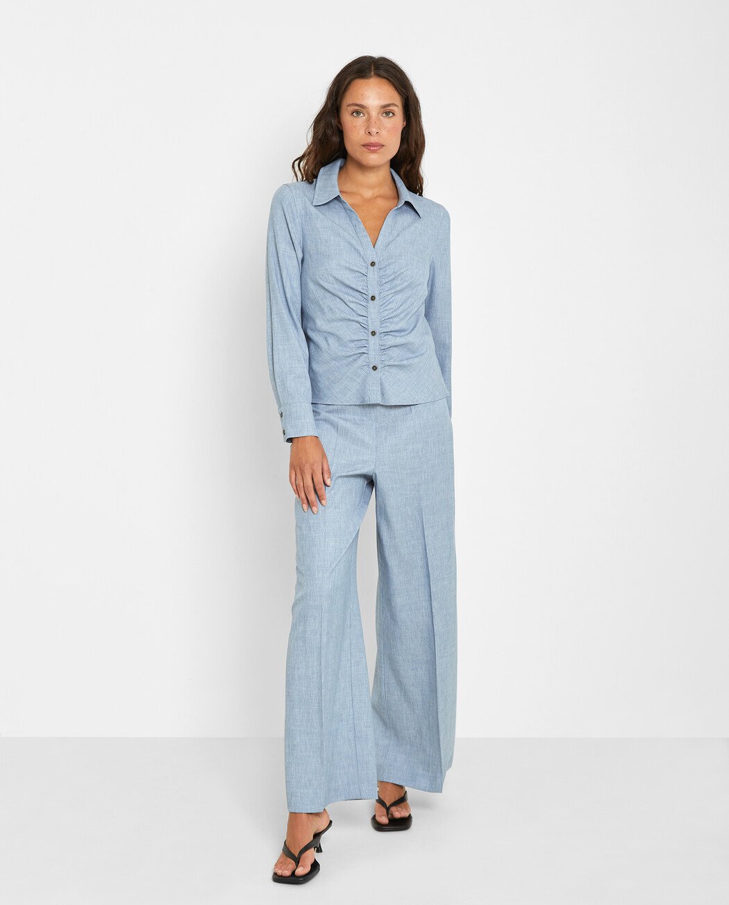 PANTALÓN EFECTO DENIM