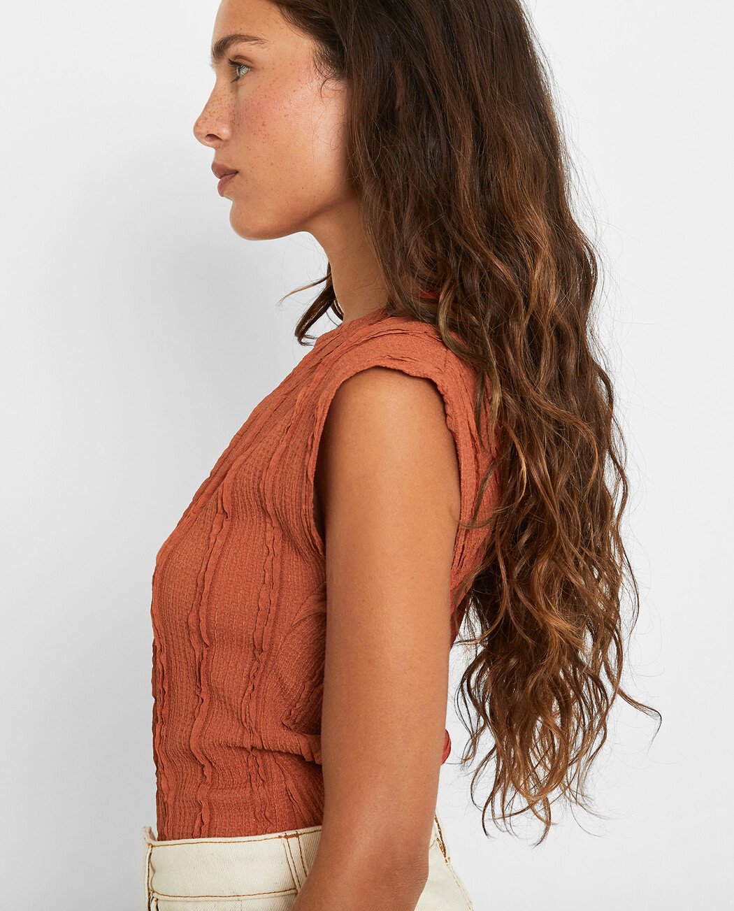 CAMISETA TEXTURADA