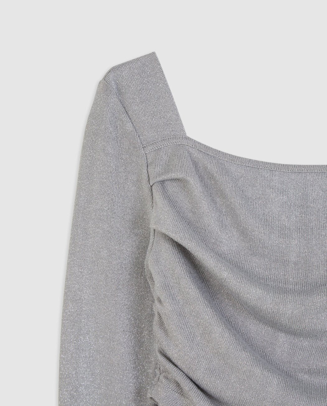 JERSEY BRILLO DETALLE HOMBRO