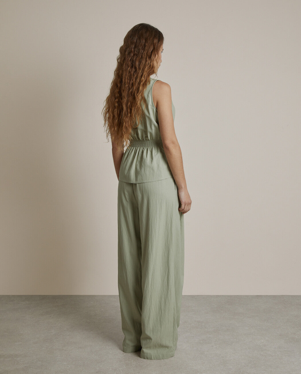 PANTALÓN PINZAS