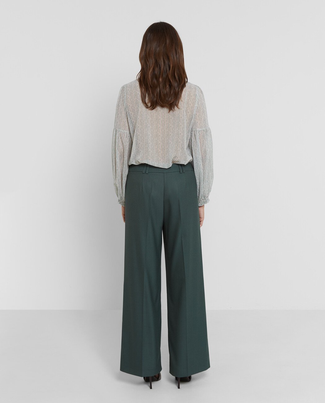 PANTALÓN PINZAS