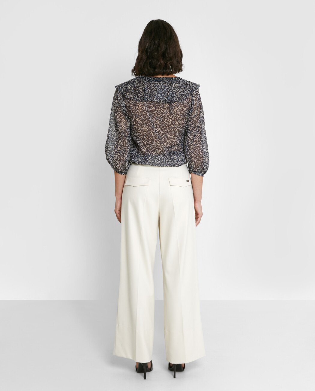 CAMISA CUELLO VOLANTE