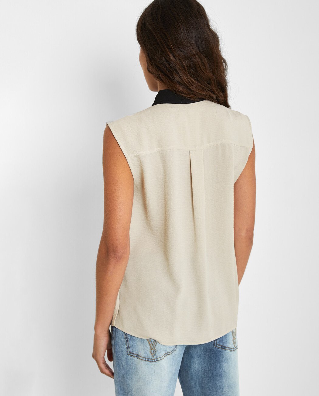 BLUSA LAZO EN CUELLO