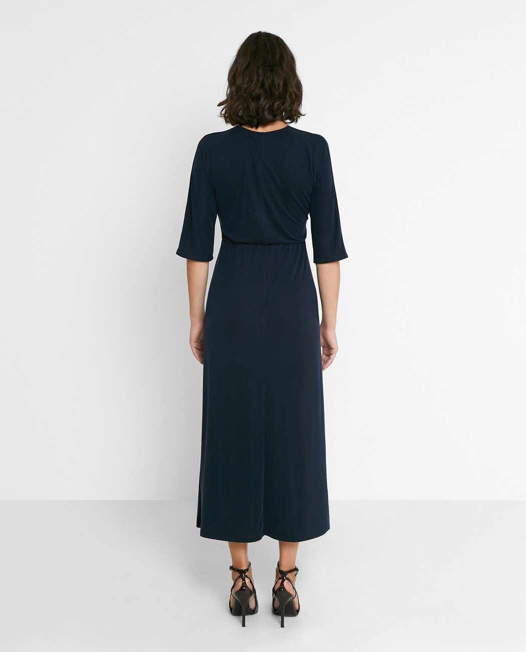 VESTIDO MIDI