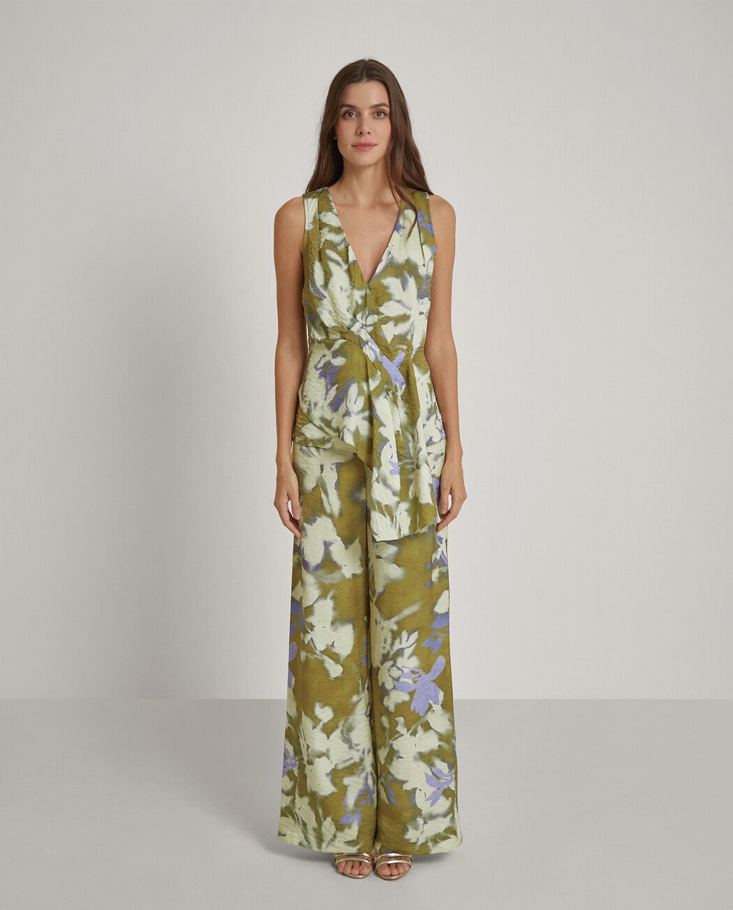 TOP ESTAMPADO ESCOTE V