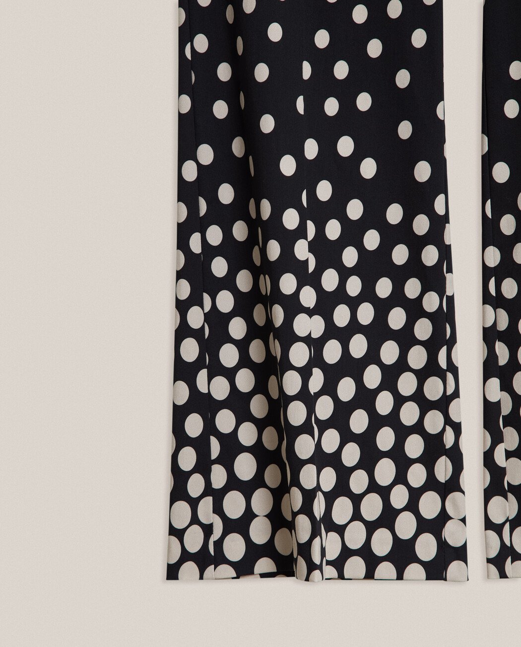 PANTALÓN LUNARES