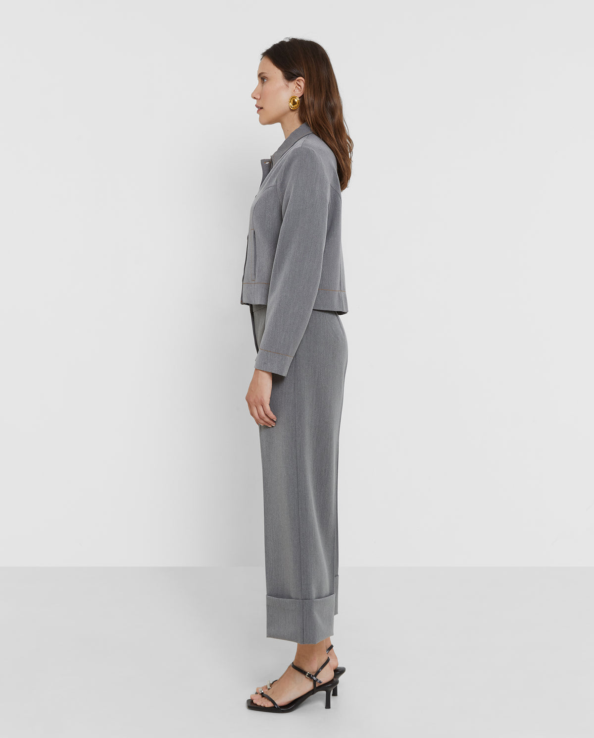 PANTALÓN TRAJE CROP