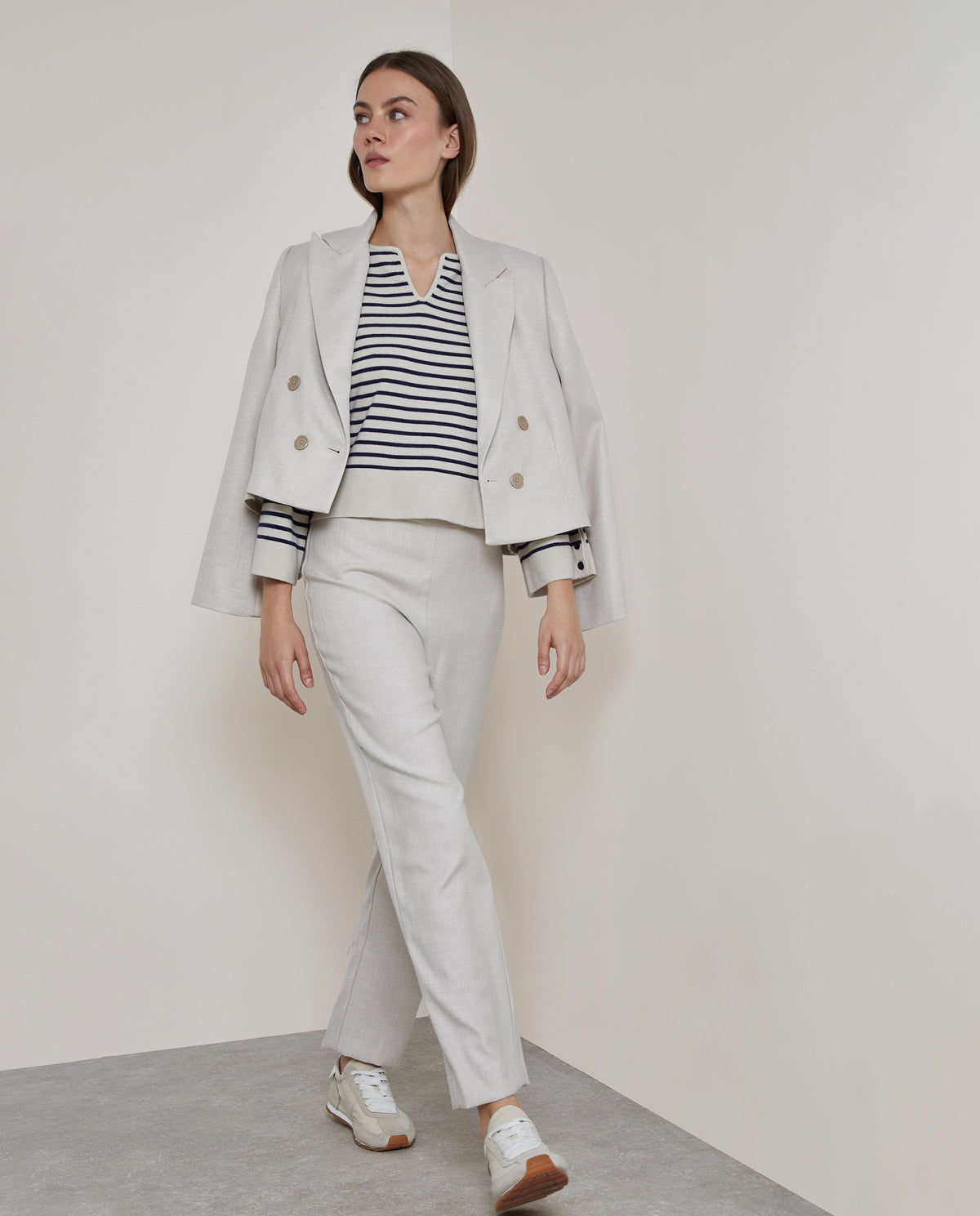 FLOWING CUT TROUSERS