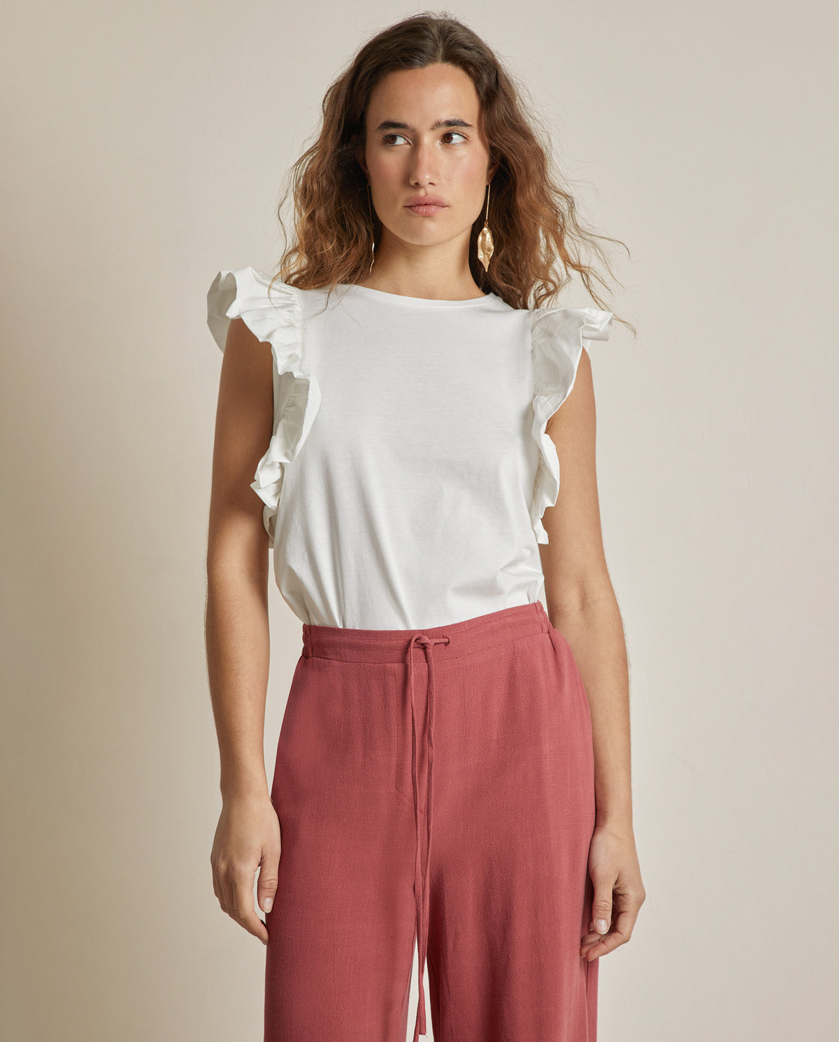 T-SHIRT WITH RUFFLES