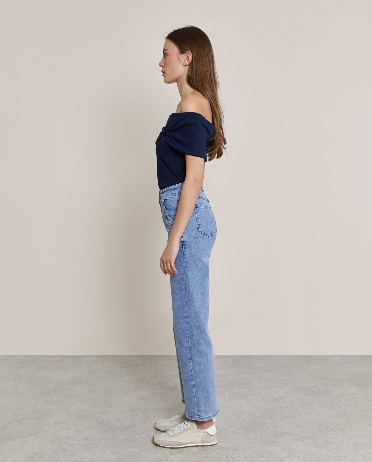 PANTALÓN VAQUERO BOTONES