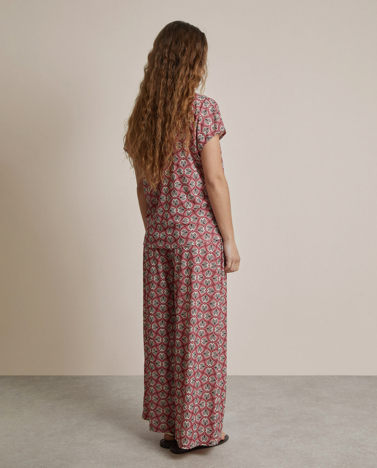 GEOMETRIC PRINTED TROUSERS