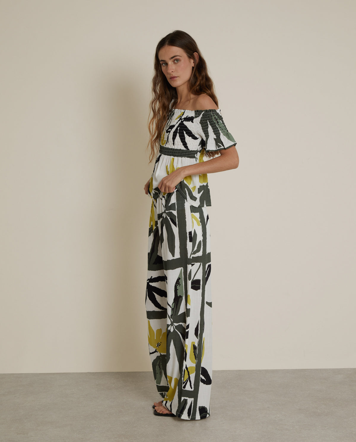 PRINTED FLOWING TROUSERS