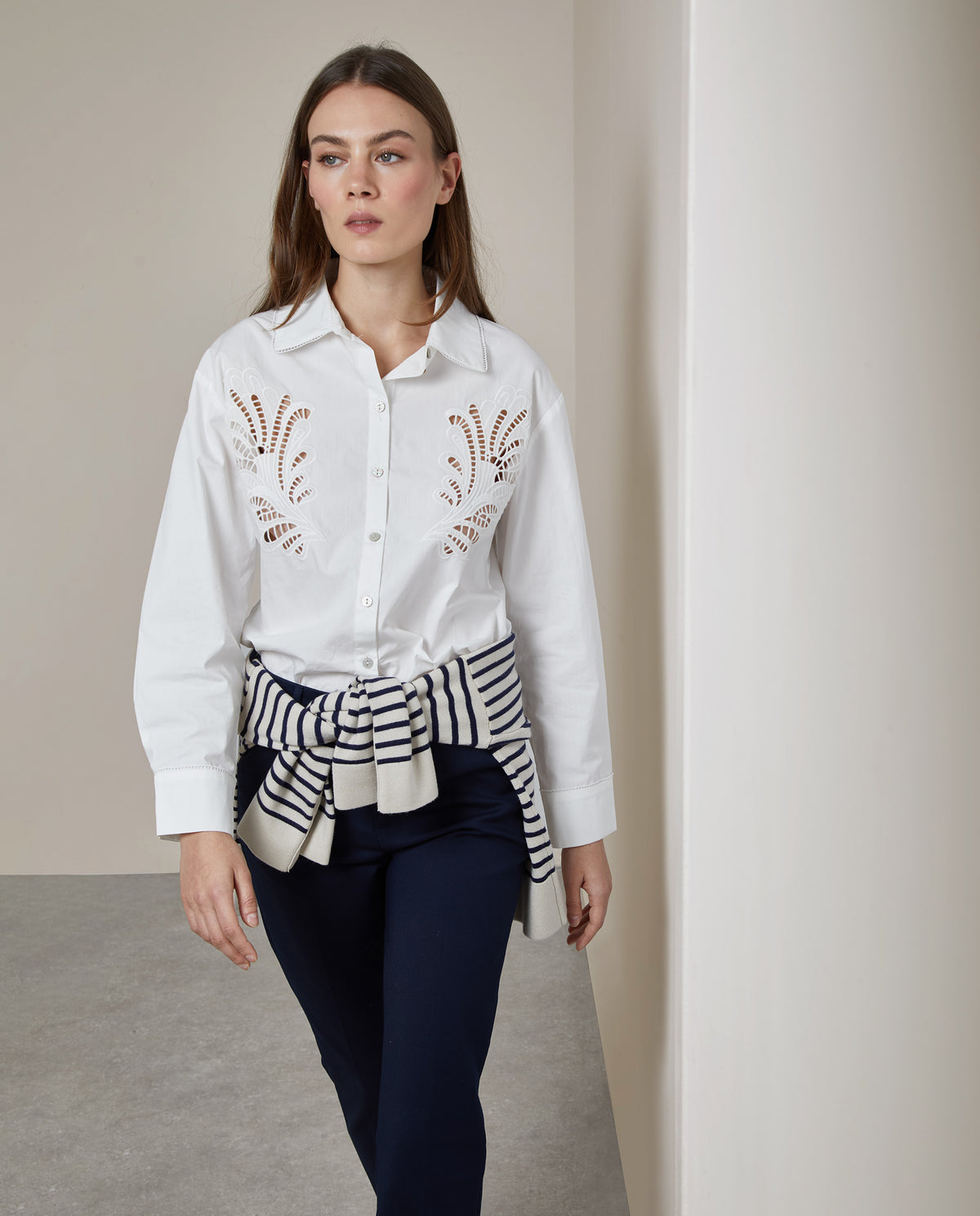 CLASSIC EMBROIDERED SHIRT