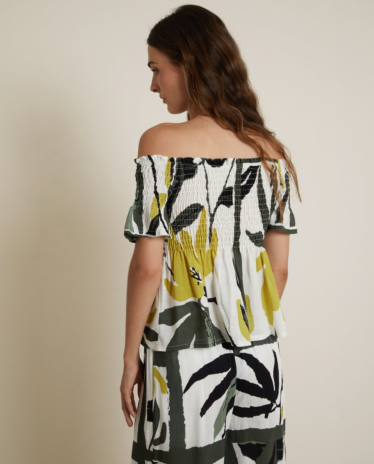 PRINTED OFF-SHOULDER TOP