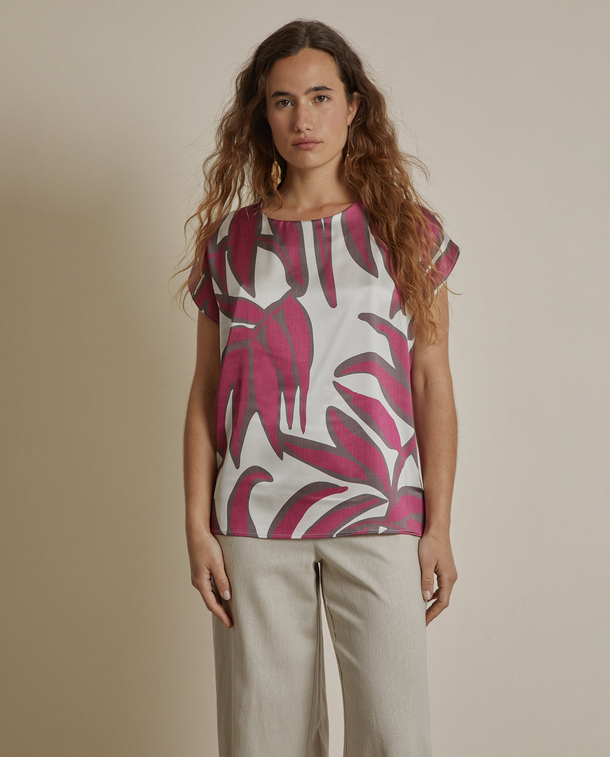 LEAVES PRINT T-SHIRT