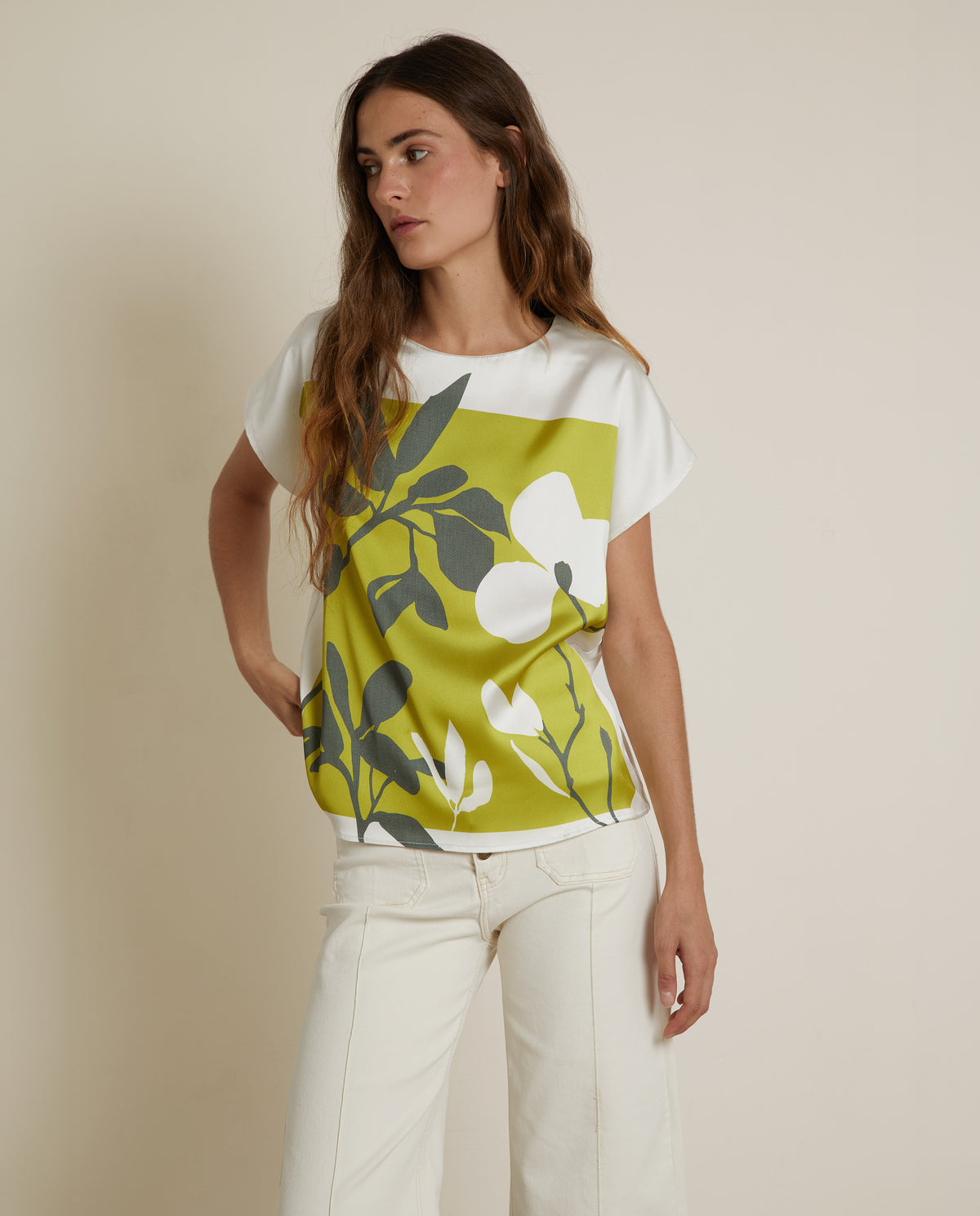 FLORAL PRINT T-SHIRT