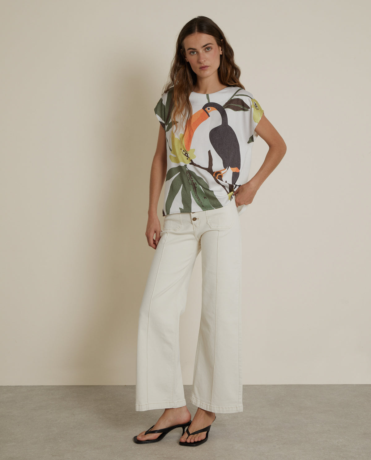TOUCAN PRINT T-SHIRT