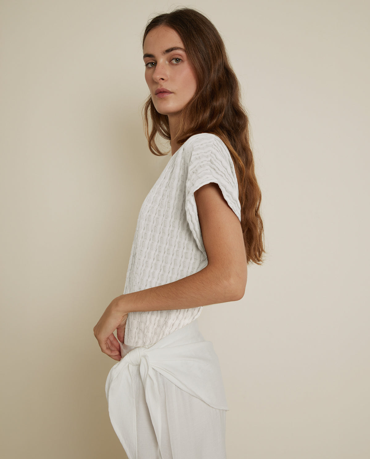 TEXTURED T-SHIRT