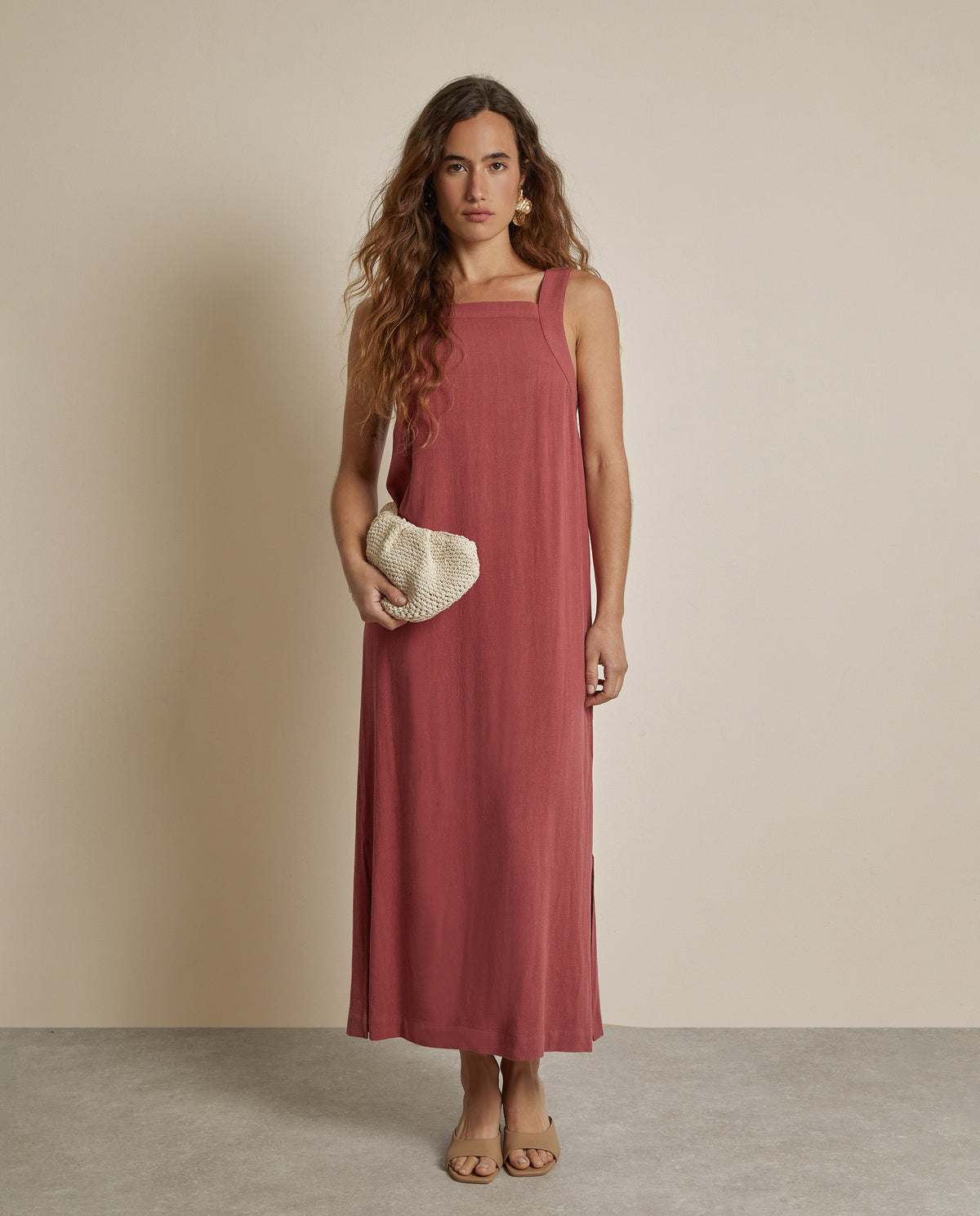 VESTIDO MIDI TIRANTES