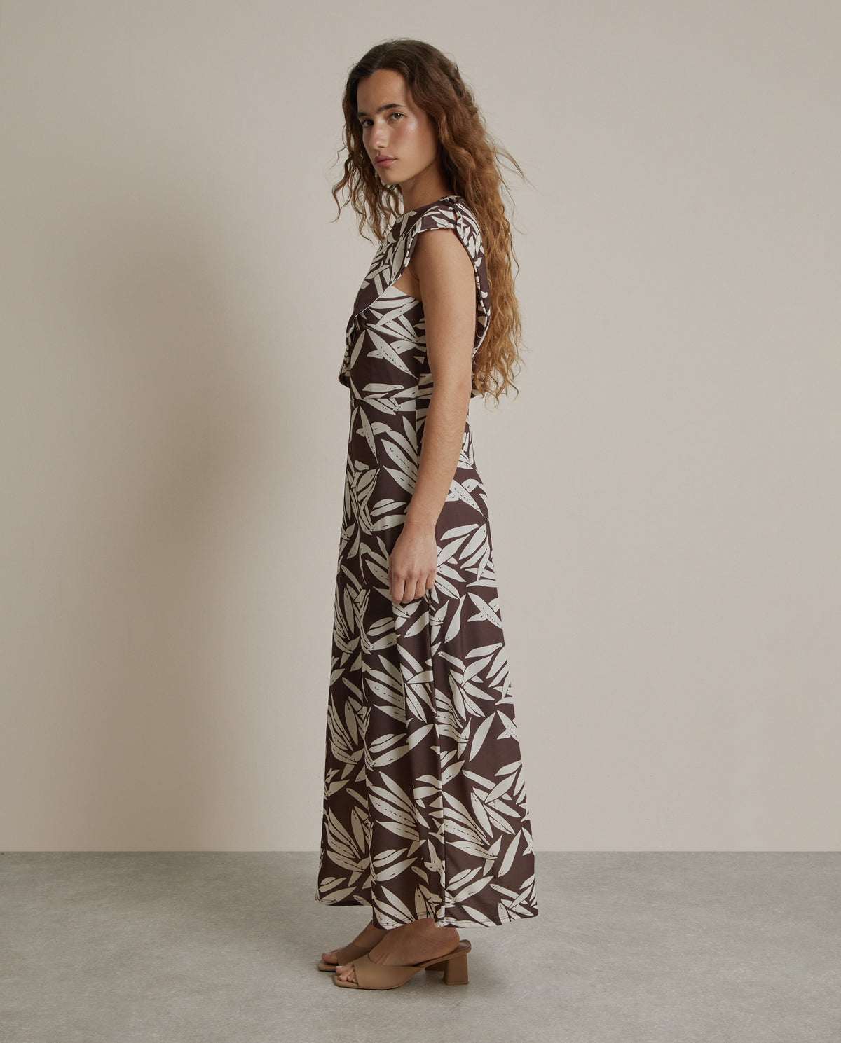 VESTIDO ESTAMPADO MULTIPOSICIÓN