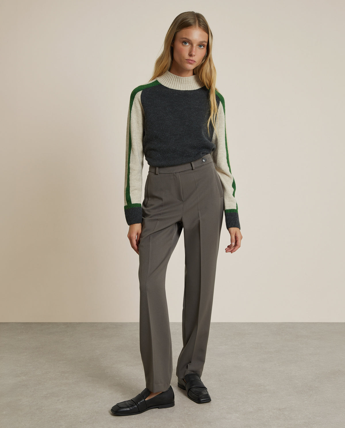PLEATED TROUSERS