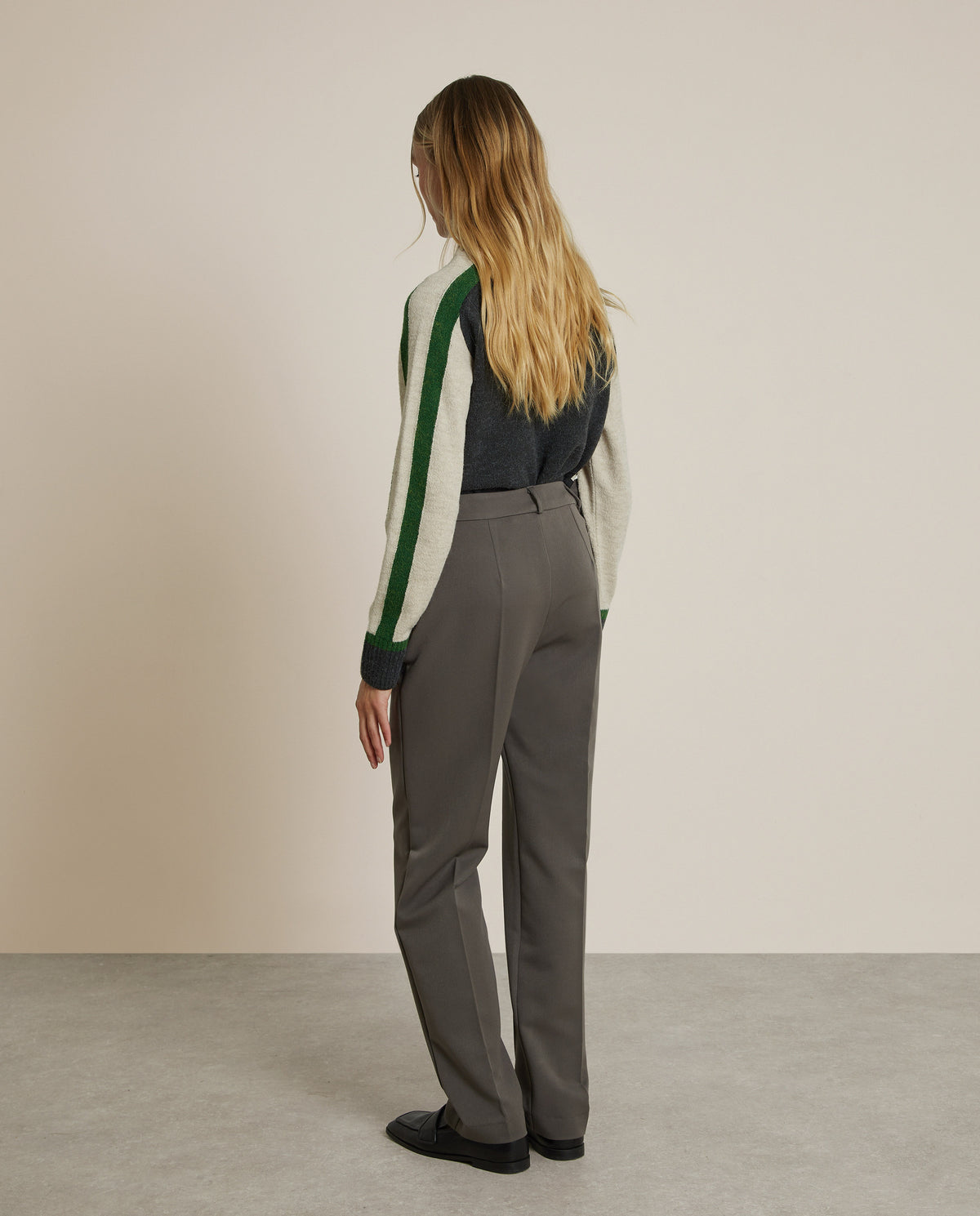 PANTALÓN PINZAS