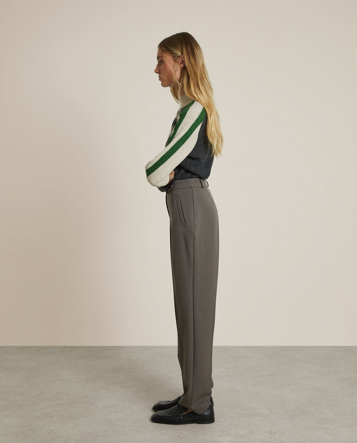 PANTALÓN PINZAS