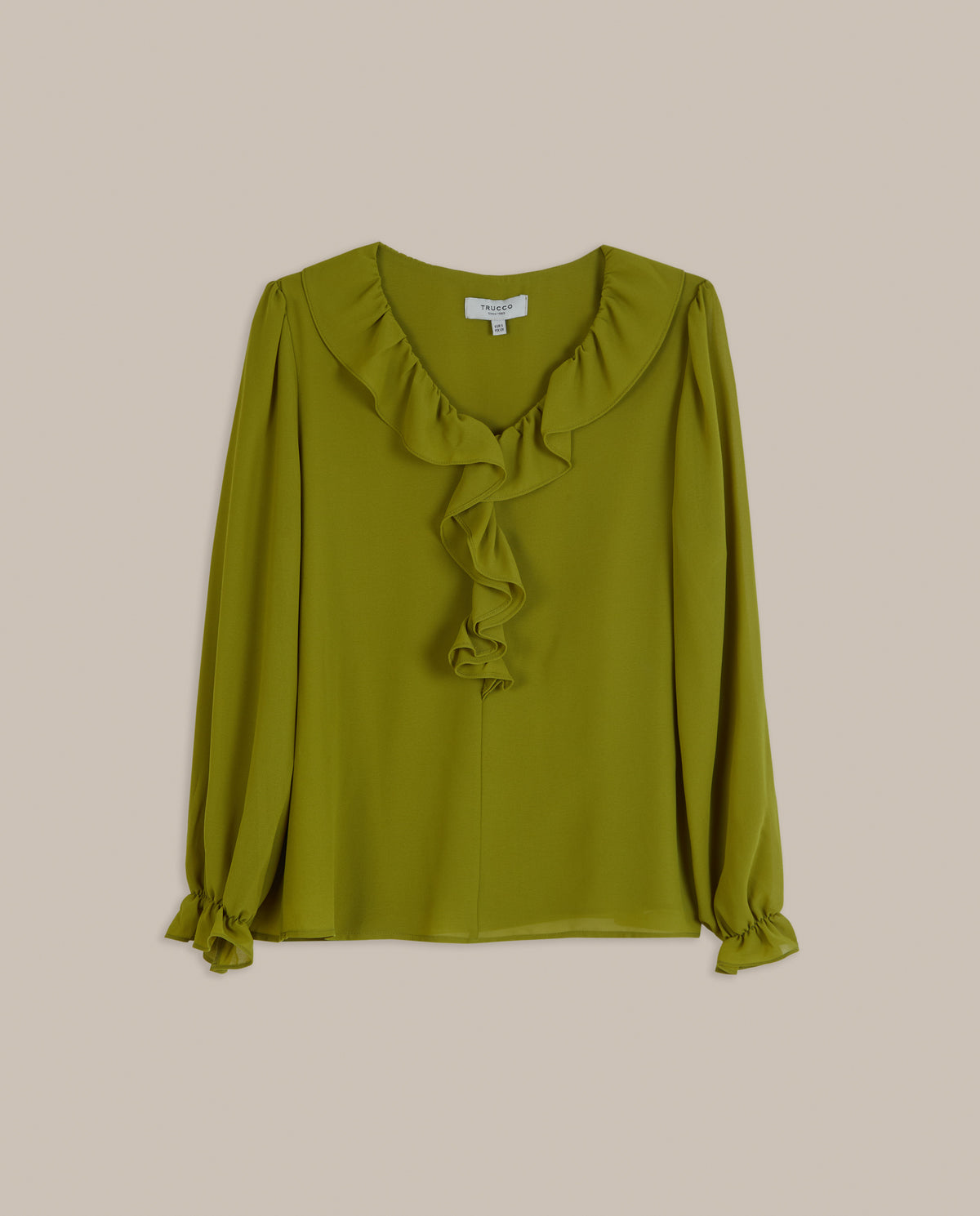 BLUSA CON VOLANTE EN ESCOTE