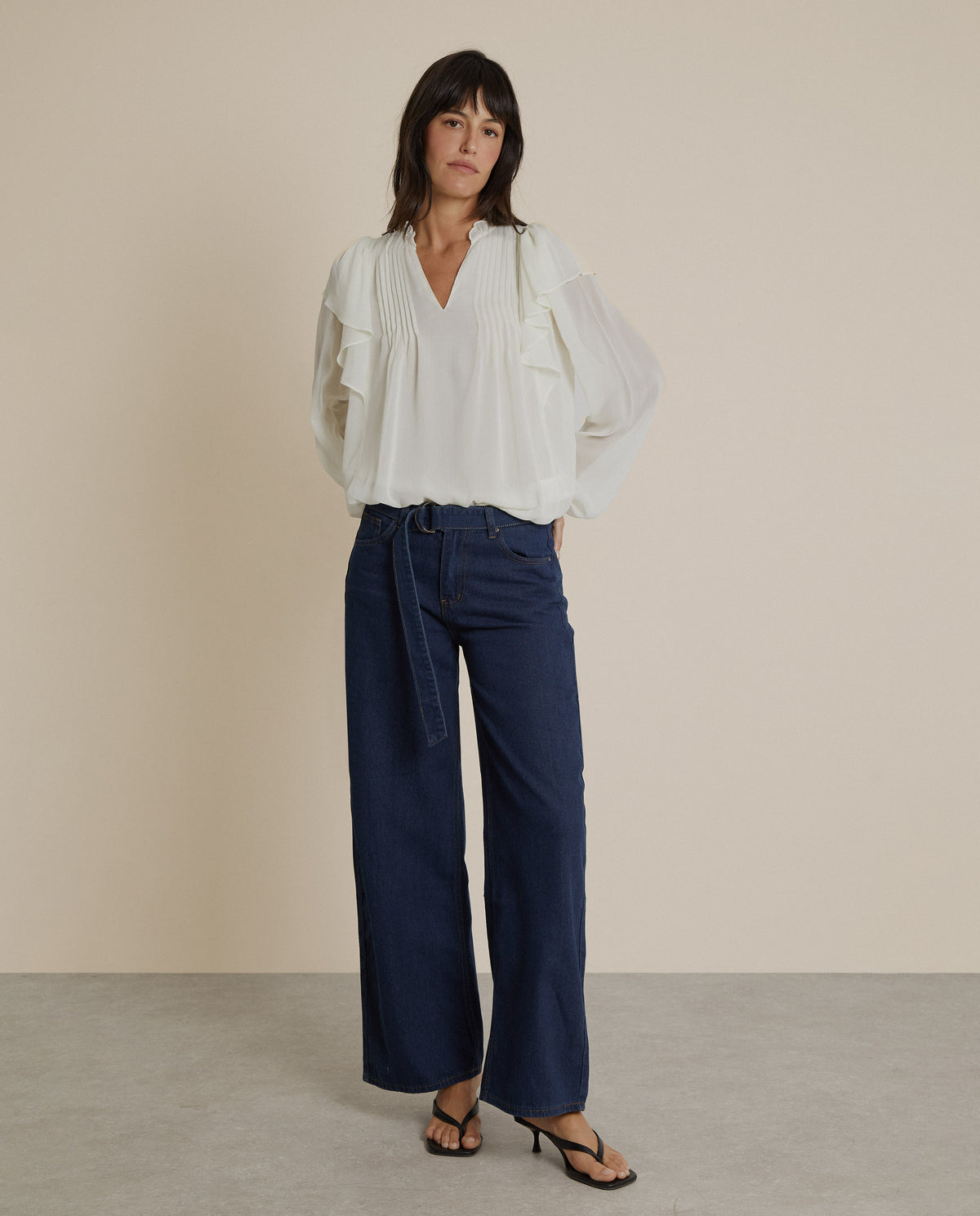 BLUSA FLUIDA CON VOLANTES