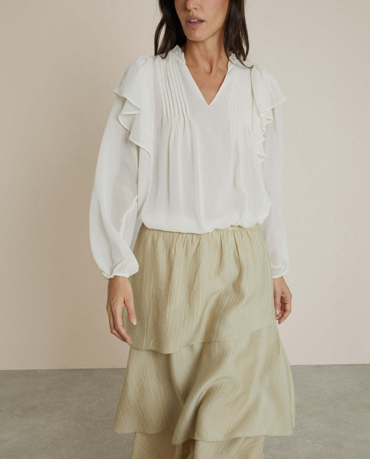 BLUSA FLUIDA CON VOLANTES