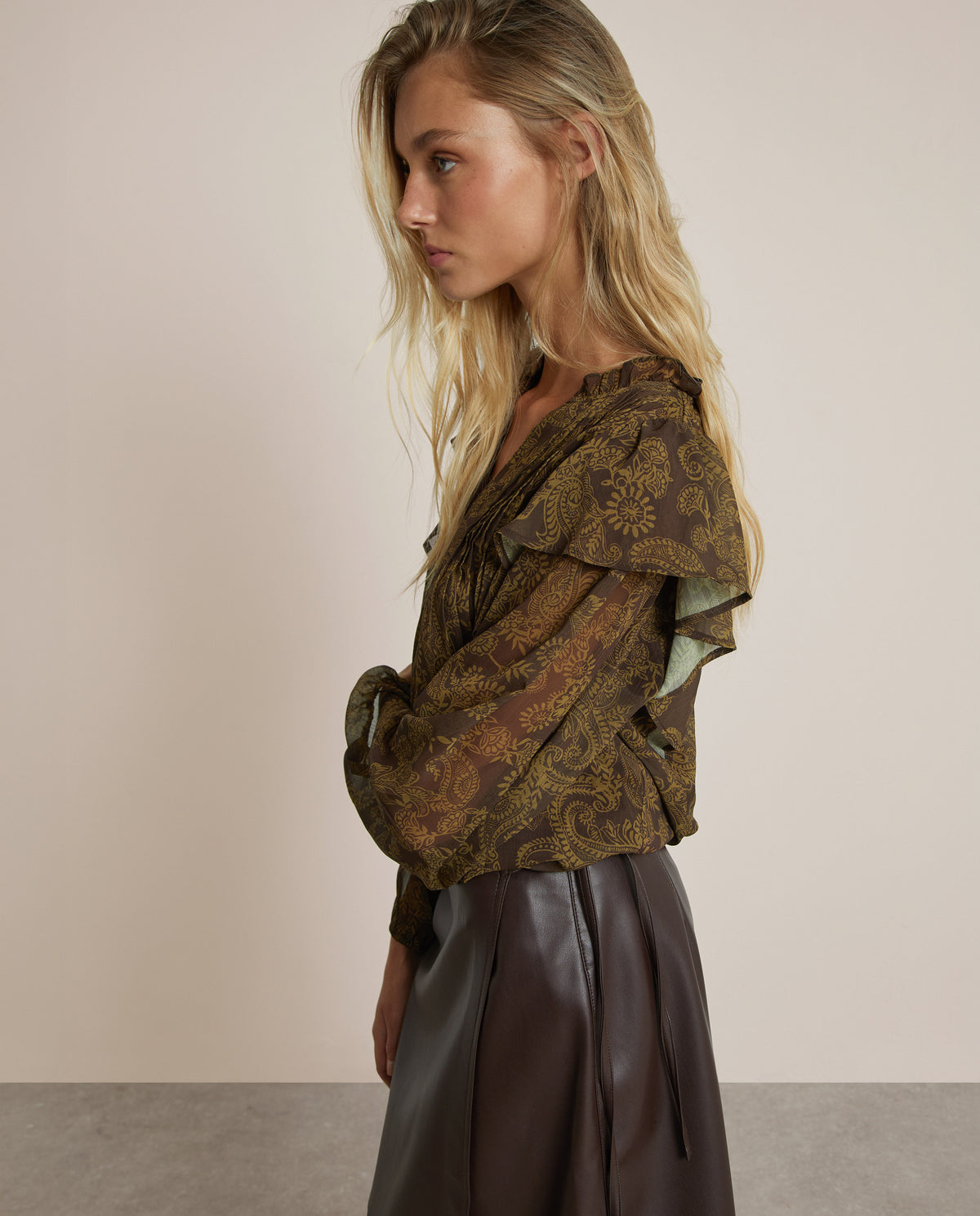 BLUSA ESTAMPADO VOLANTES