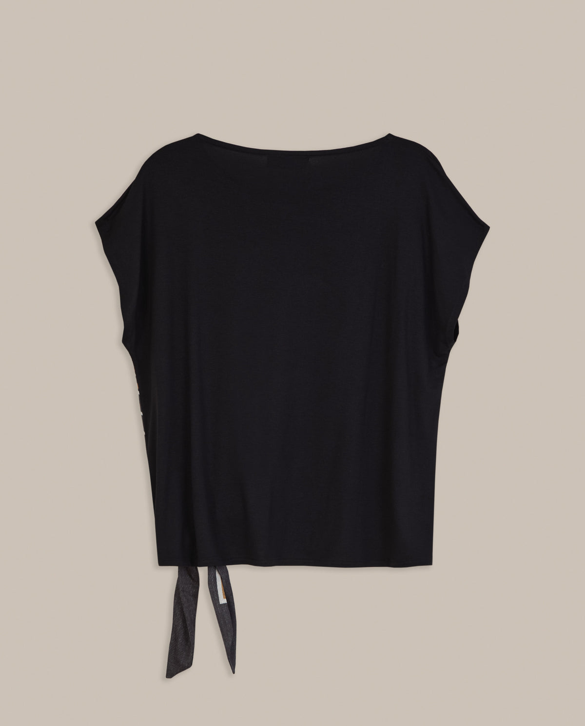 CAMISETA NUDO LATERAL