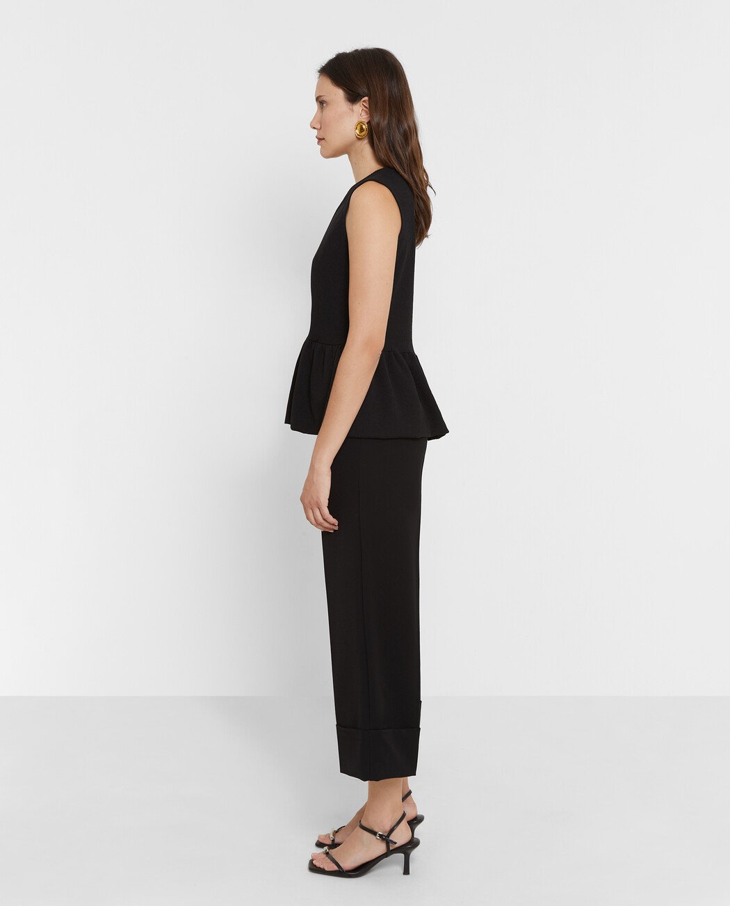 BLUSA NEGRA PEPLUM