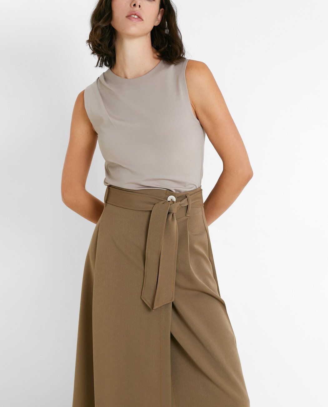 FALDA MIDI CINTURÓN