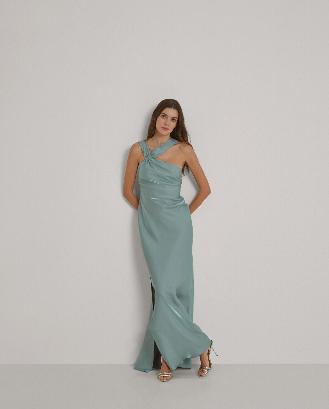 VESTIDO TIRANTES ASIMÉTRICOS