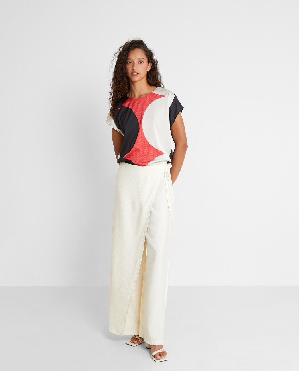 CAMISETA ESTAMPADA CIRCULAR