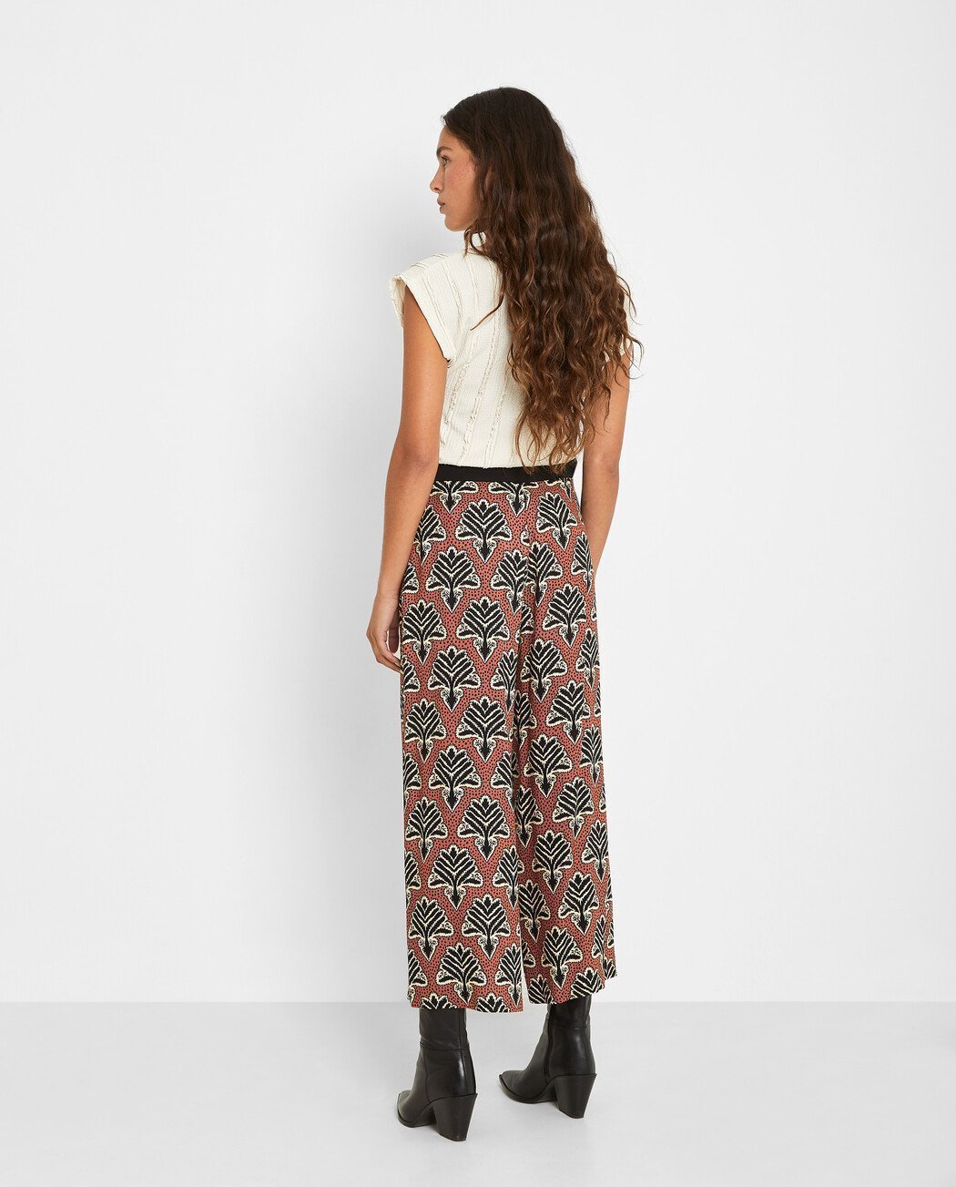 PANTALÓN ESTAMPADO ÉTNICO