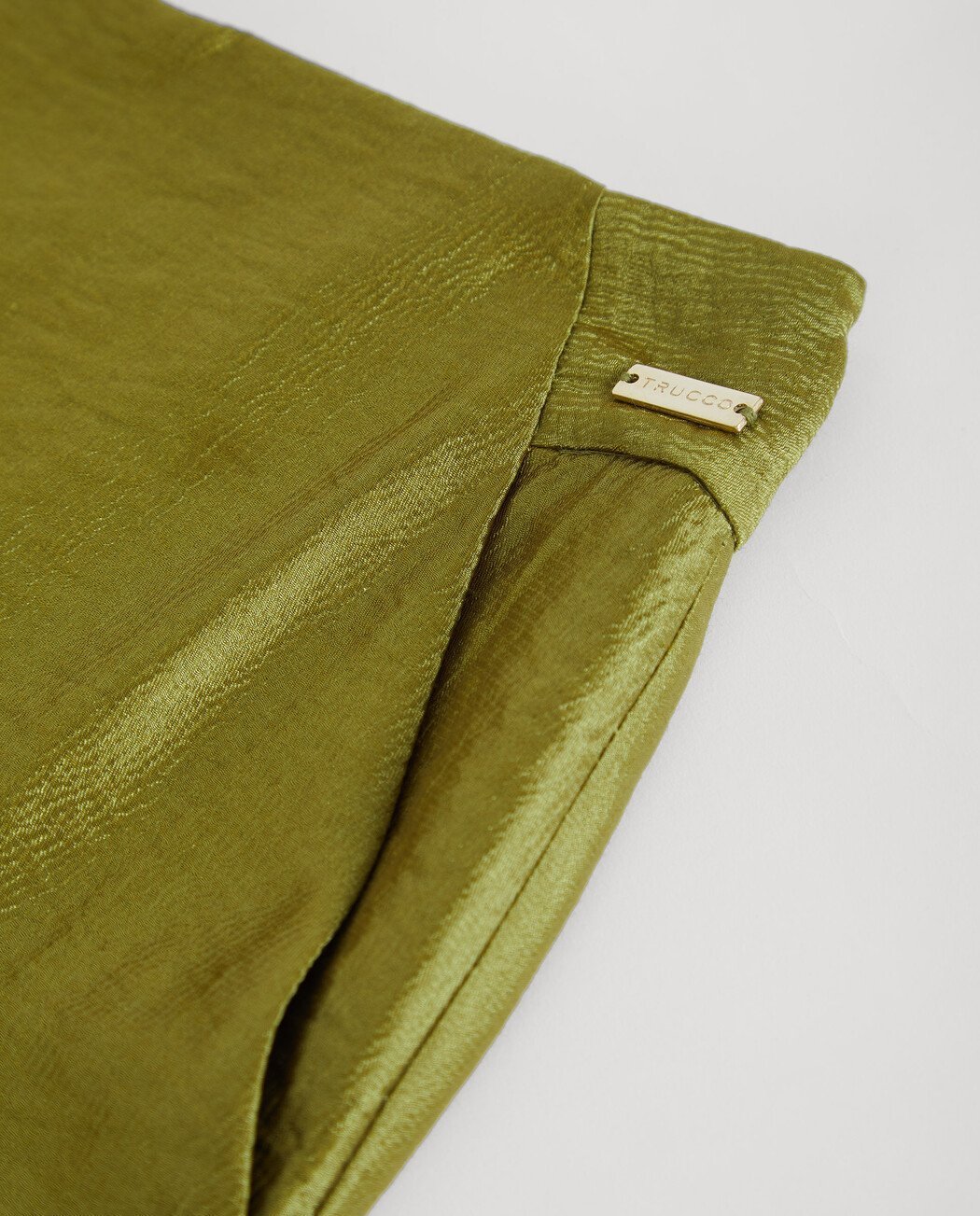 PANTALÓN ACABADO METALIZADO