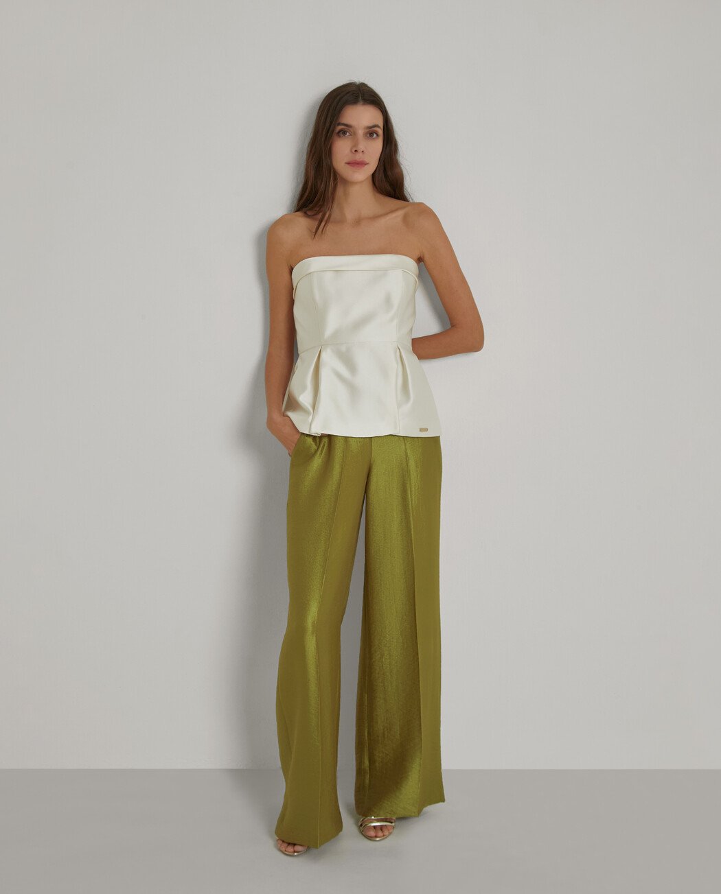 TOP PEPLUM