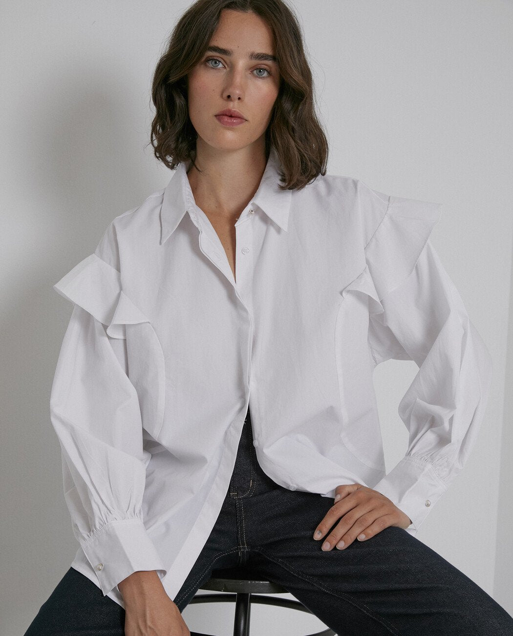 CAMISA DETALLE VOLANTES